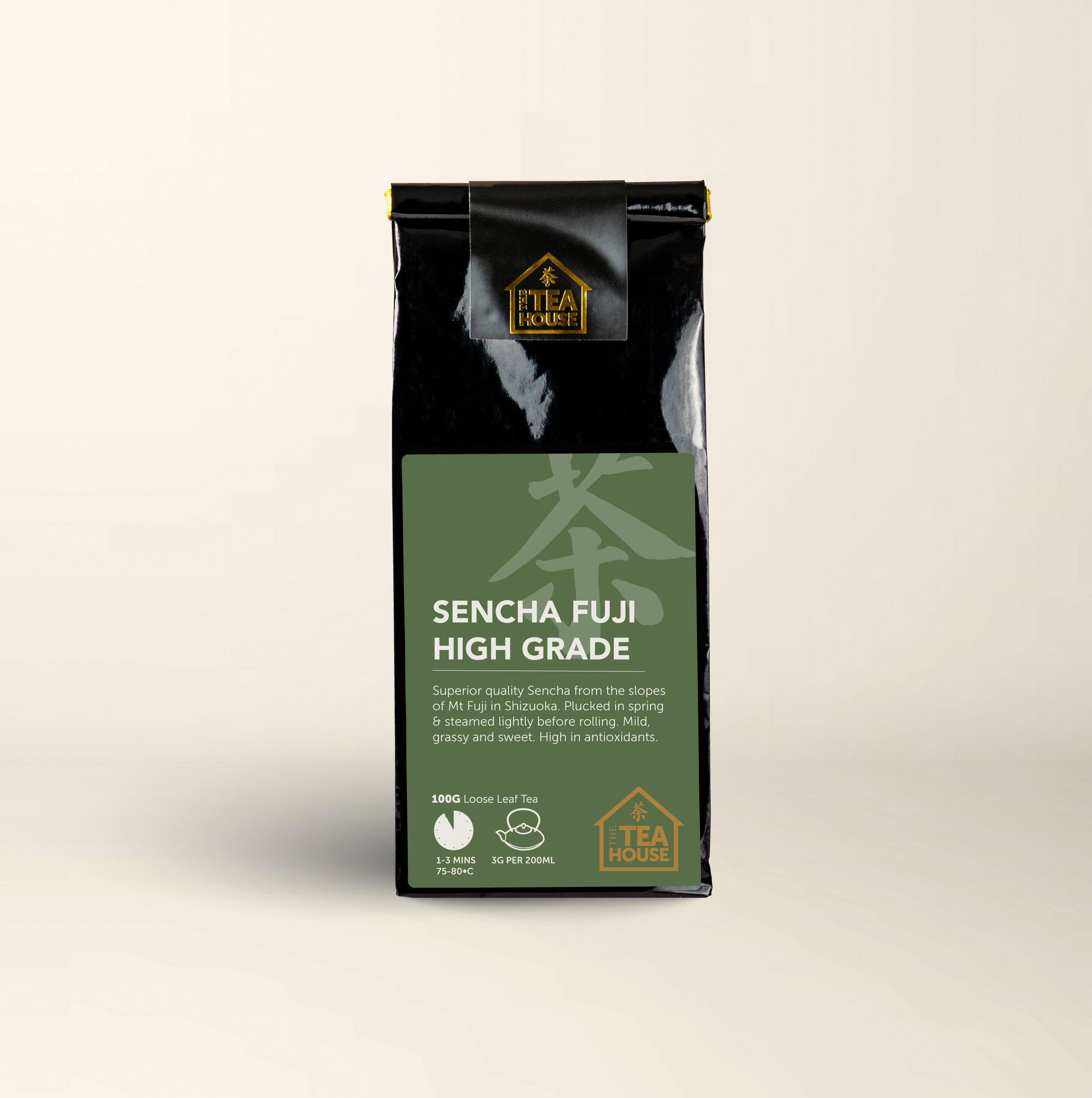 Superior Sencha from the slopes of Mount Fuji with glossy leaves and shimmering infusion, perfect for either hot or cold brew.