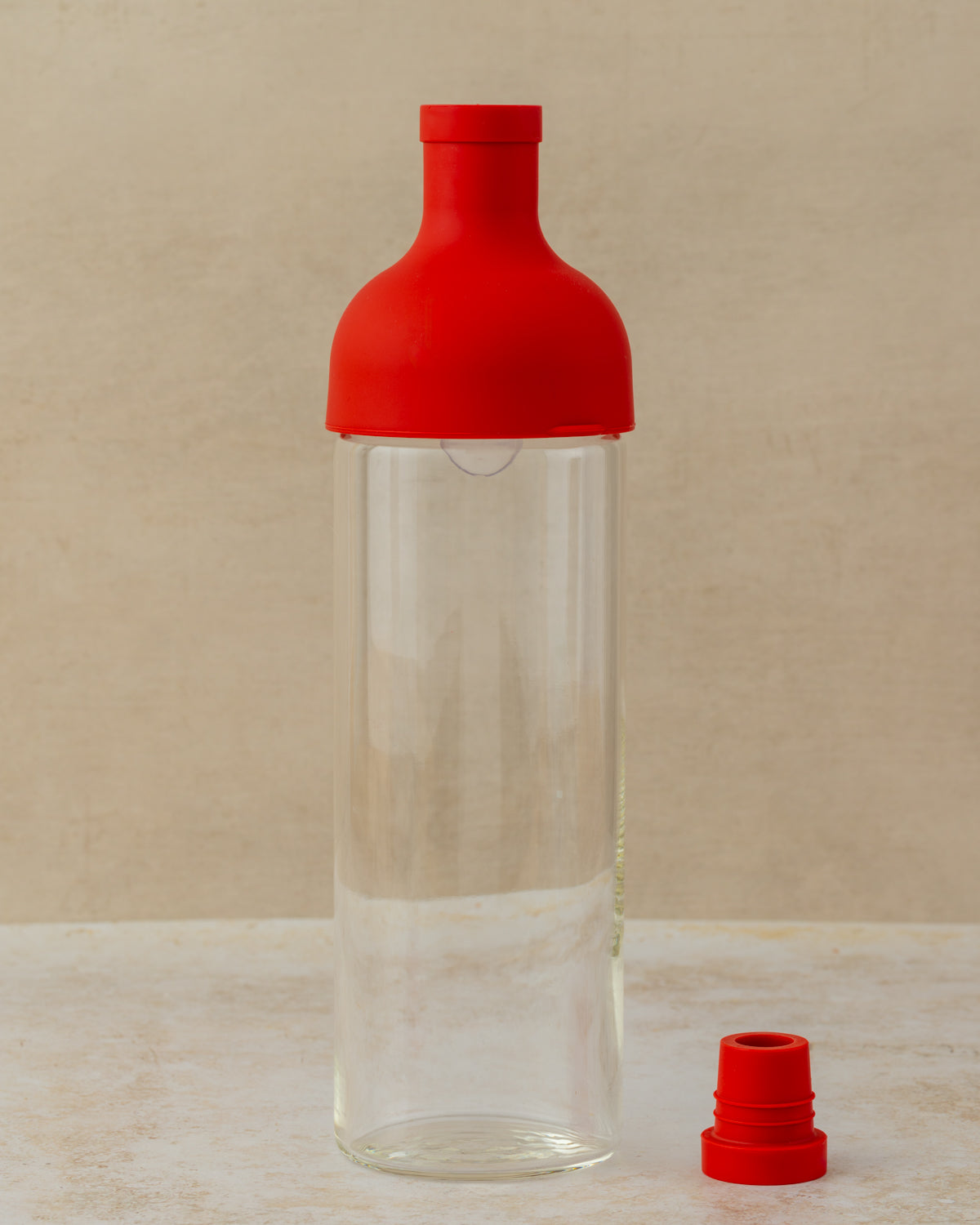 Clear borosilicate glass bottle for cold-brew tea, with integrated filter and silicon BPA-free lid, capacity 750ml 