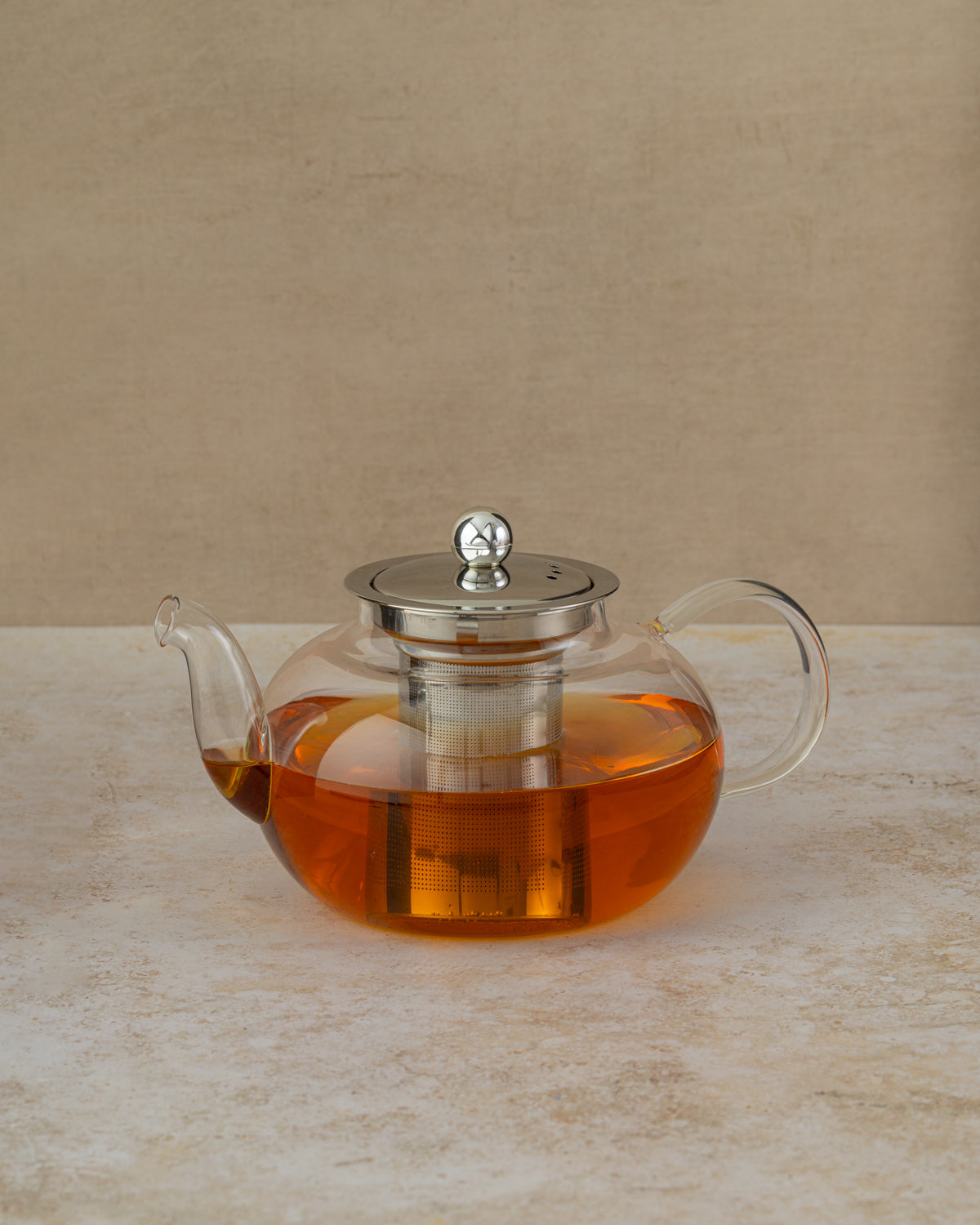 Clear borosilicate glass teapot with inbuilt stainless steel filter and stainless steel lid, capacity 0.9lt 