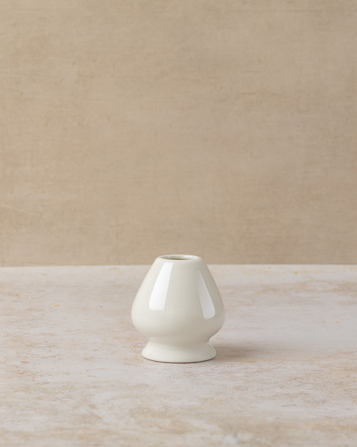 White ceramic stand for matcha whisk maintanence